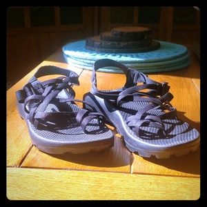 Chaco black adjustable strap sandals